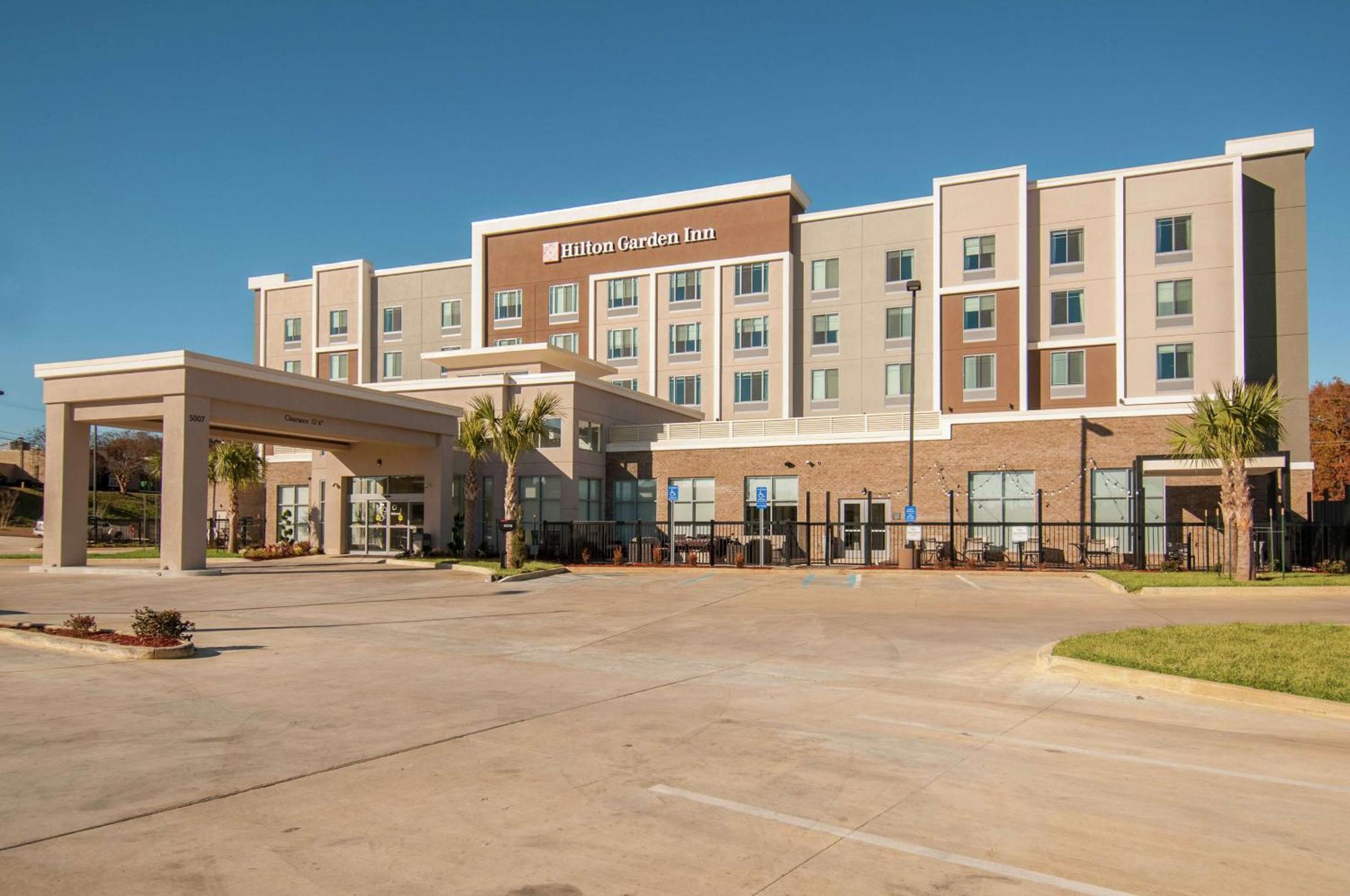 Hilton Garden Inn Jackson/Clinton Dış mekan fotoğraf