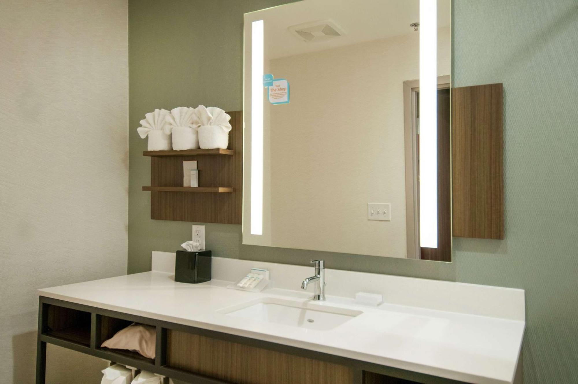 Hilton Garden Inn Jackson/Clinton Dış mekan fotoğraf
